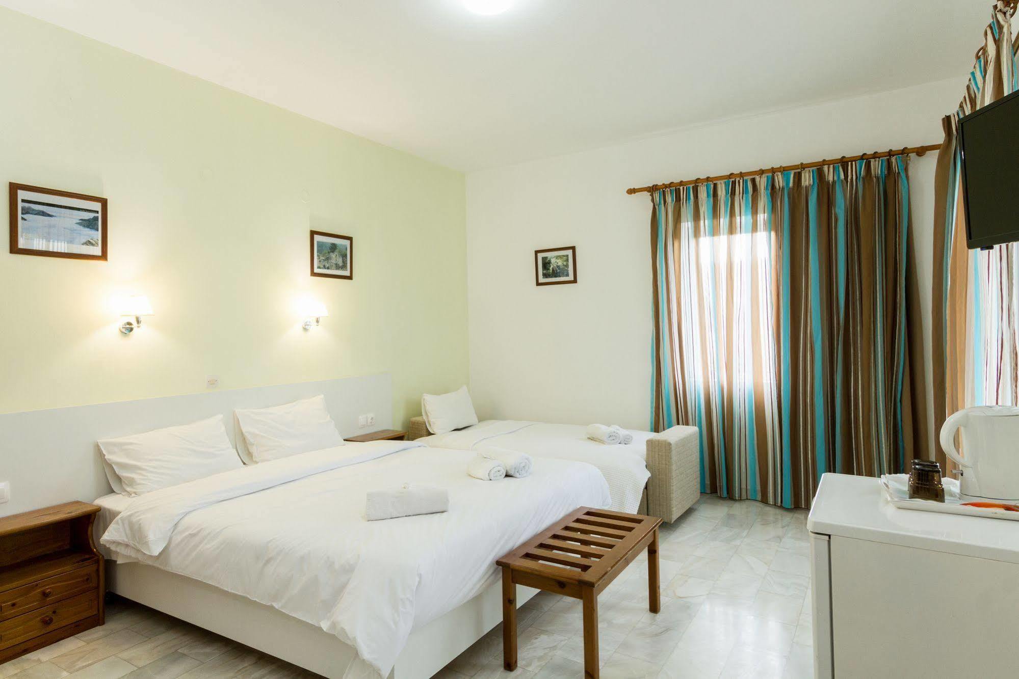 קיסאמוס Revekka Rooms מראה חיצוני תמונה